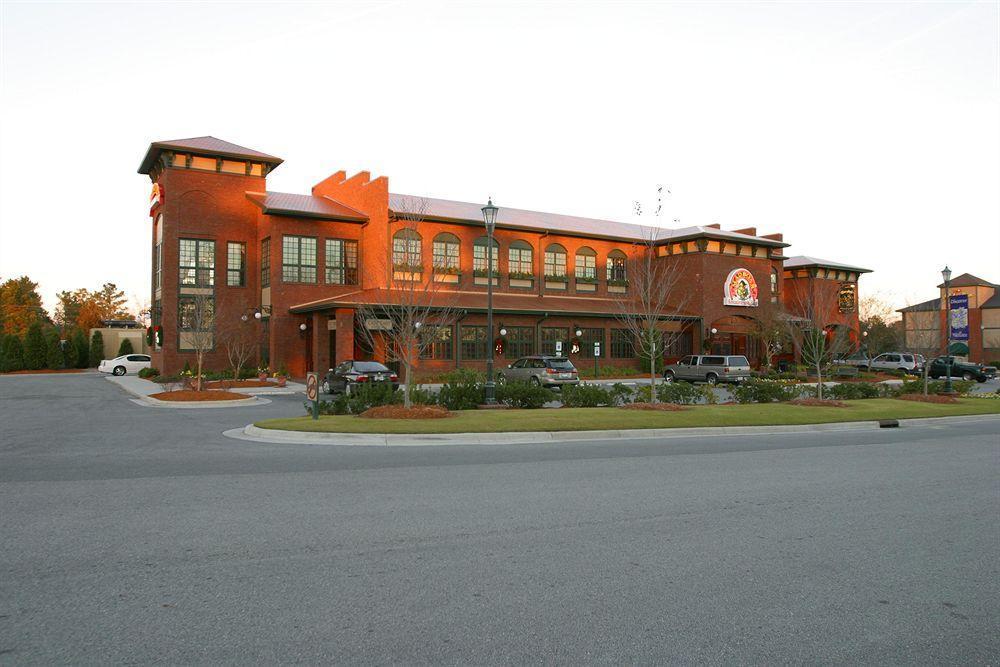 Holiday Inn Express & Suites Wallace-Hwy 41, An Ihg Hotel Exterior photo